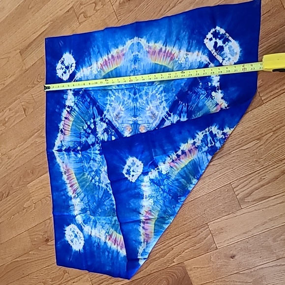 Beautiful Pure Silk Scarf - Picture 6 of 9